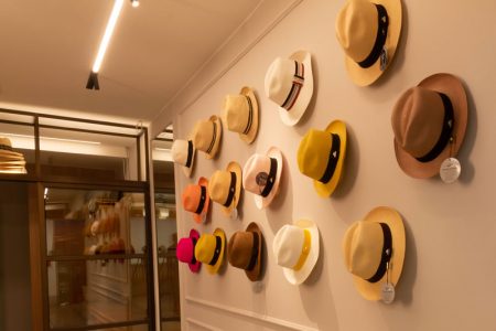 Empresário Marcelo Sarquis abre em breve a primeira loja física da Aba, especializada em chapéus de Panamá originais, no Shopping Cassino Atlântico